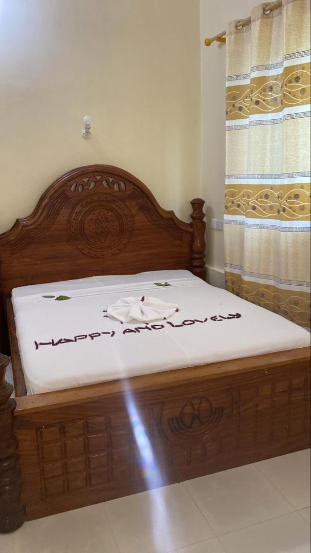 Bed and Breakfast Falcon House Кендва Номер фото